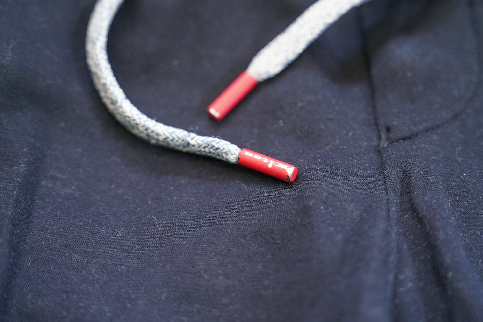 Kiton pantalon de jogging coton 35 art,nr : 1050