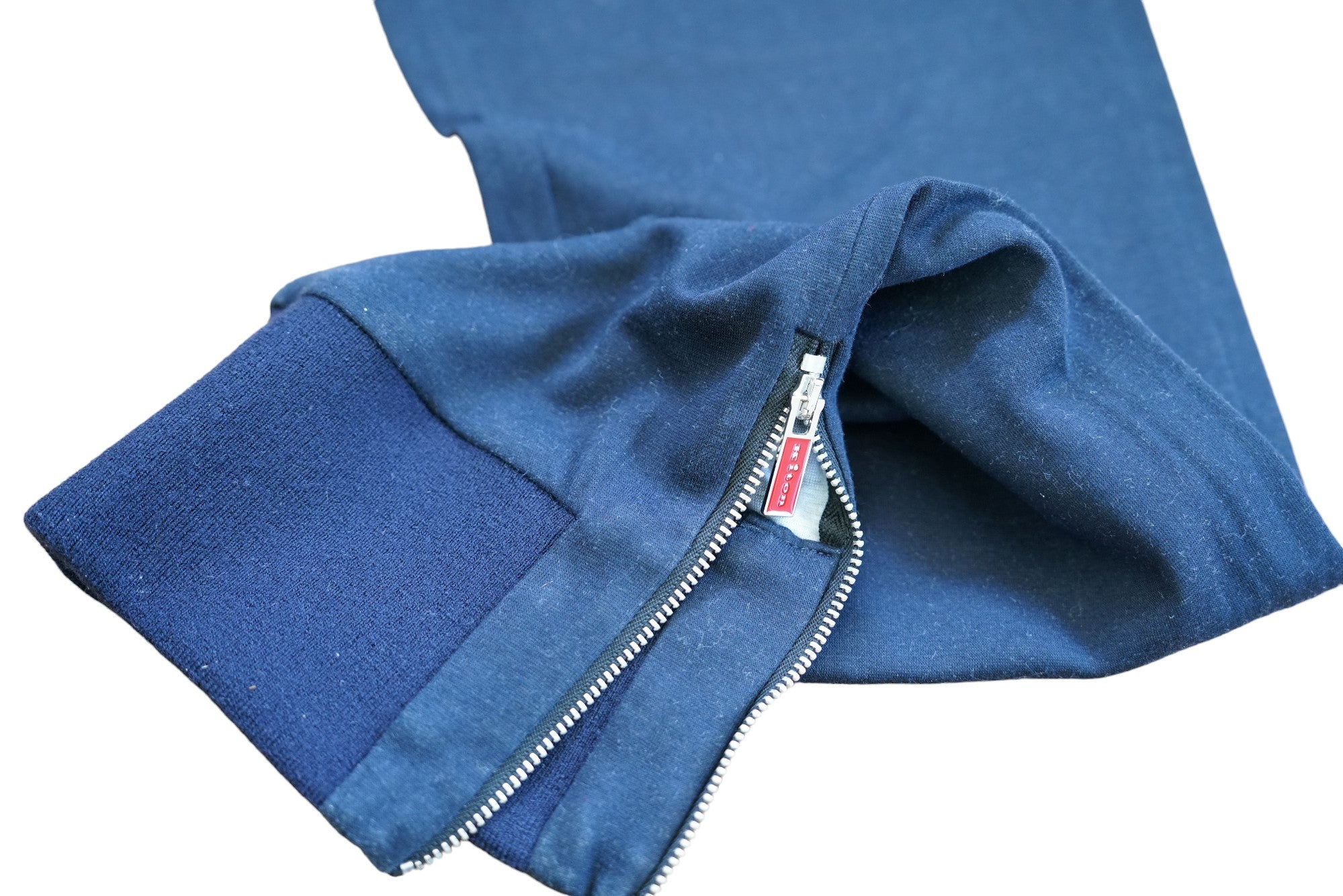 Kiton pantalon de jogging coton 35 art,nr : 1050