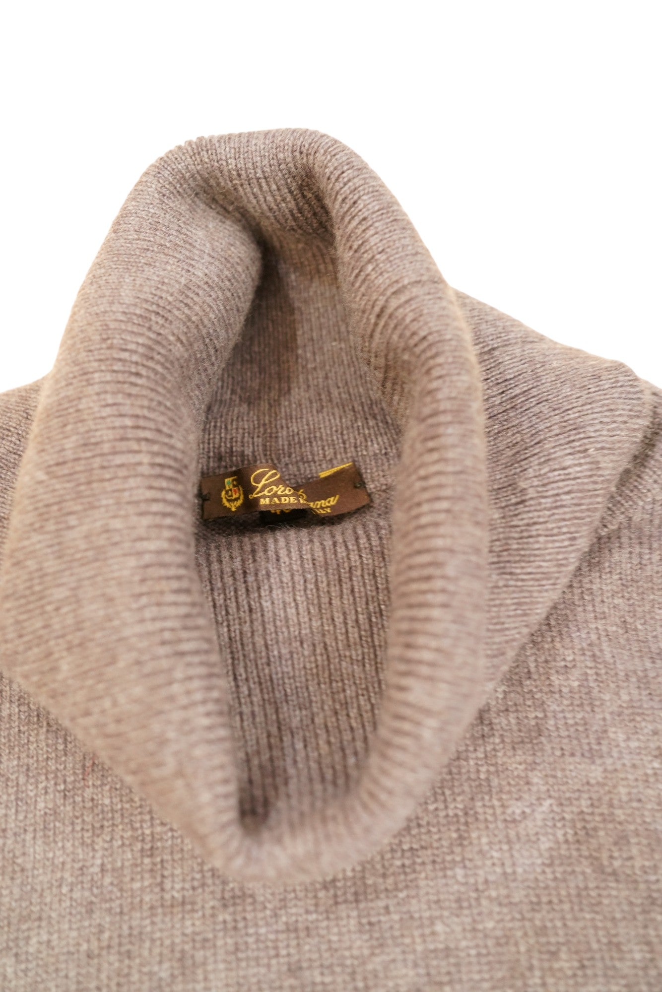 Loro Piana Pull à col roulé Cachemire manches courtes L