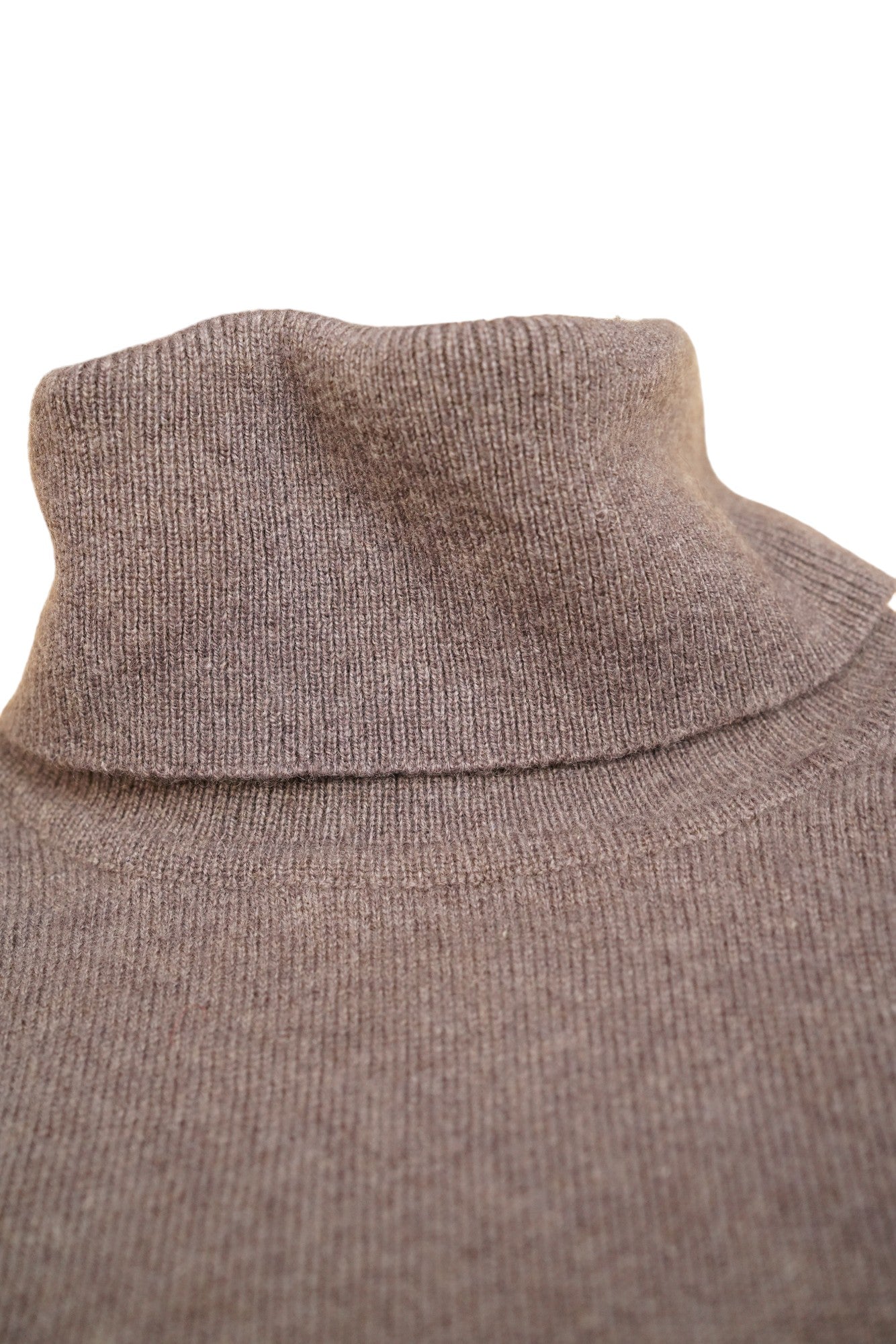 Loro Piana Pull à col roulé Cachemire manches courtes L