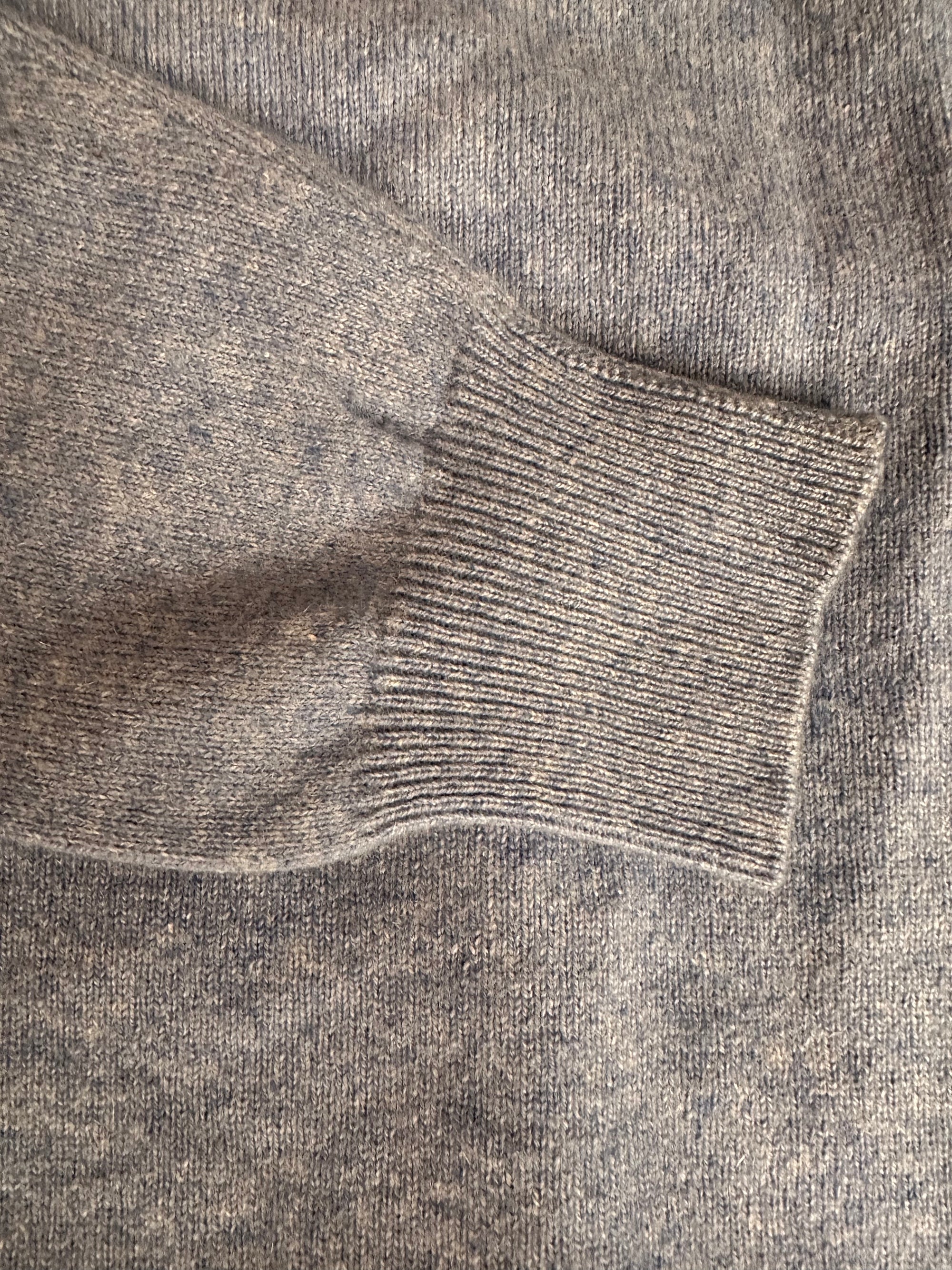 Lanificio Colombo Pullover mit V-Ausschnitt Pullover aus Kaschmir und Seide 48 Neu