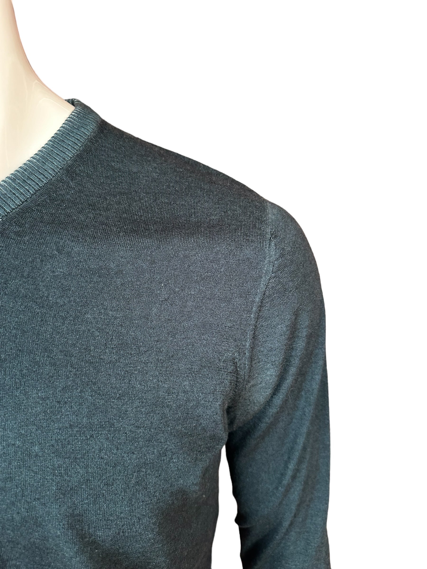 Kiton Kaschmir Kaschmir Nuvola V-Ausschnitt Pullover grün M Handgenäht