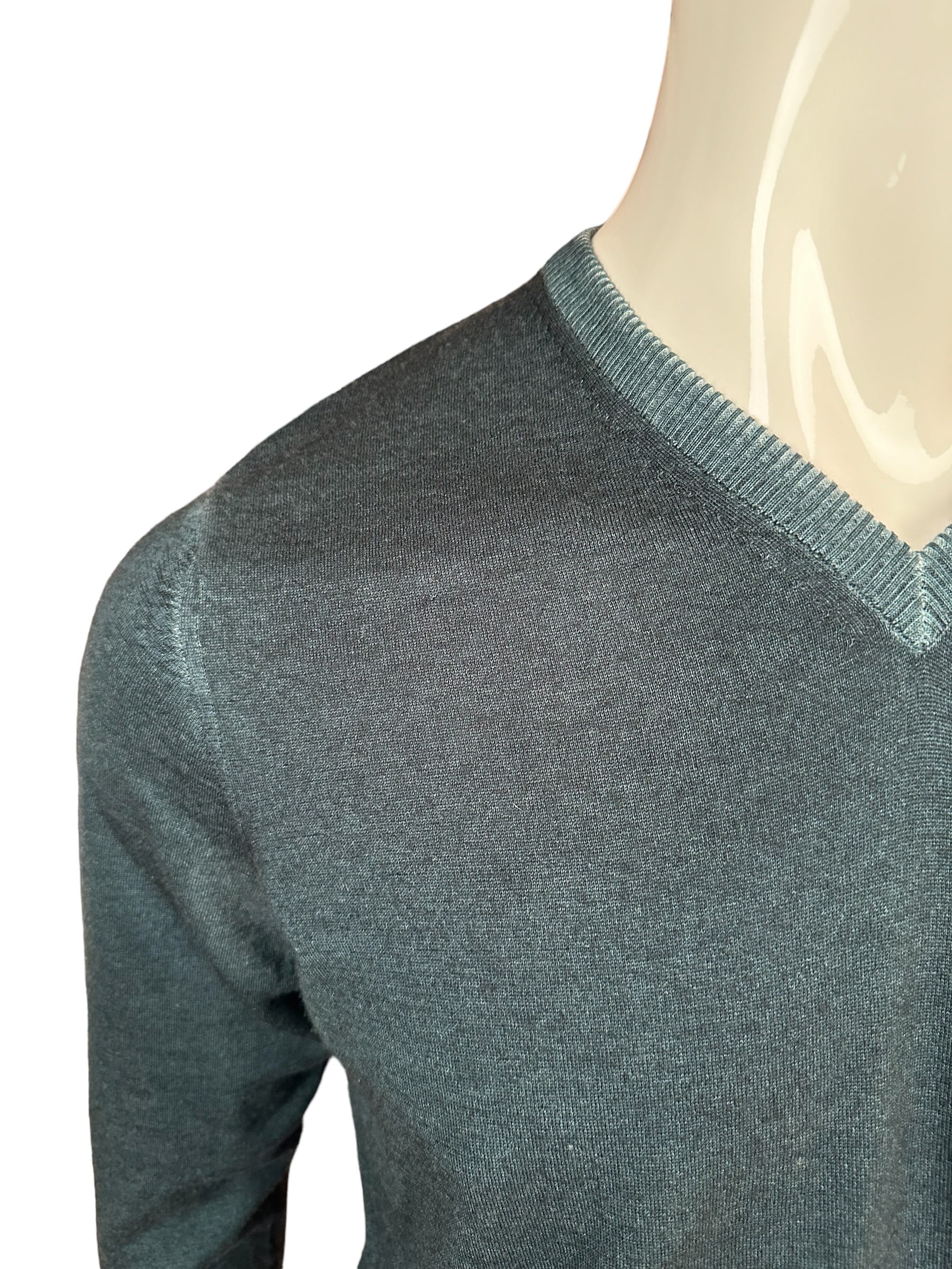 Kiton Kaschmir Kaschmir Nuvola V-Ausschnitt Pullover grün M Handgenäht