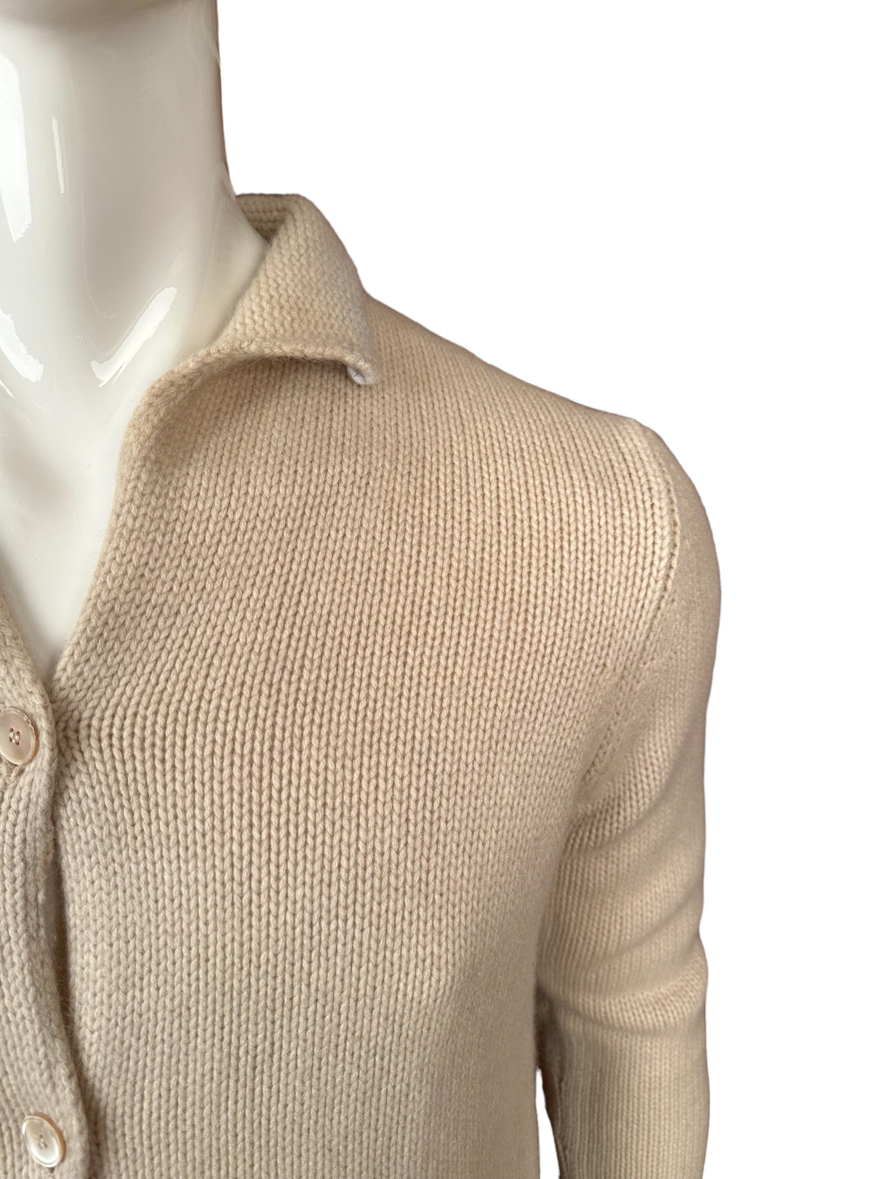 Brunello Cucinelli Cardigan Cardigan L Beige avec boutons en nacre Cachemire
