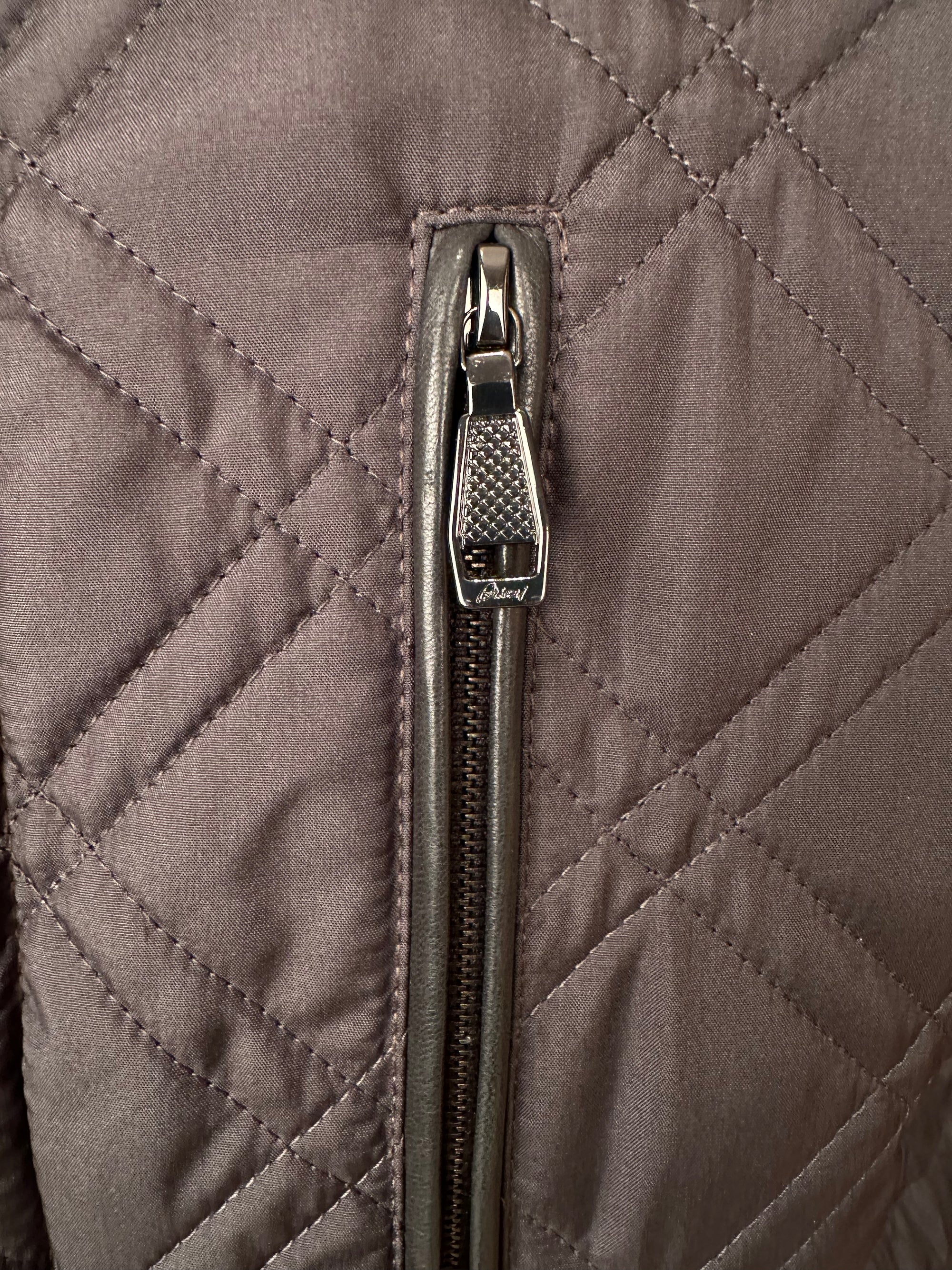 Brioni gesteppte Jacke